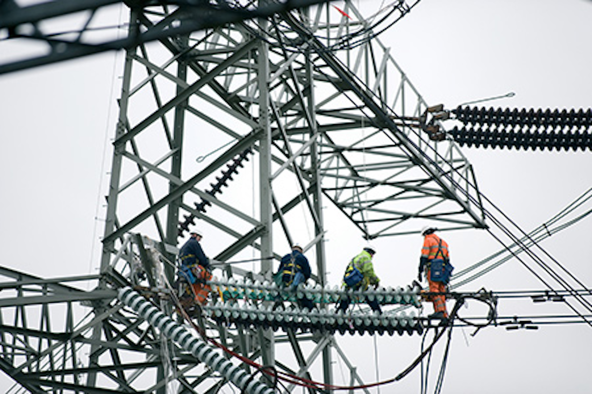 national grid proposes refurbishment project on 115 kv line in new york utility products national grid proposes refurbishment