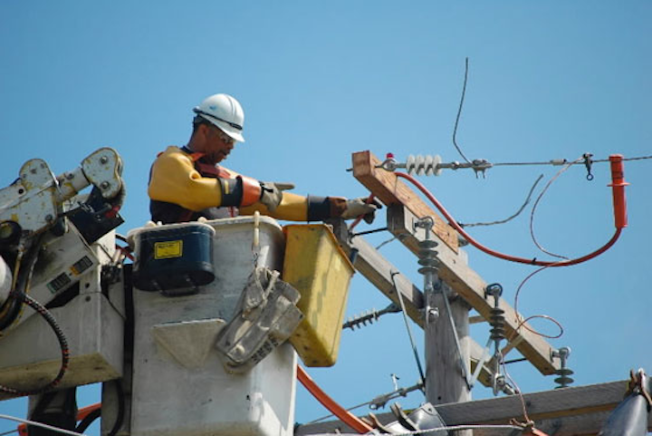 Content Dam Elp Gallery En Articles Slideshow 2014 09 The Electric Light Power Utility Of The Year Is Coming 2013