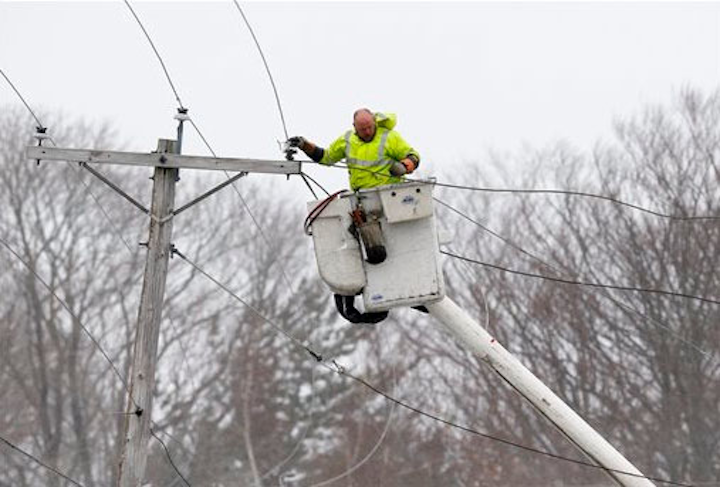 Content Dam Elp Gallery En Articles Slideshow 2015 May Who Is Paying The Most For Electric Power In The U S Massachusetts Utility Worker Distribution Elp