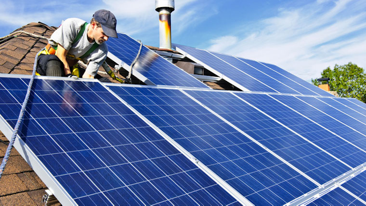 Content Dam Elp Gallery En Articles Slideshow 2016 04 Top 10 Utilities For Solar Power Ladwp Solar Rooftop Elp
