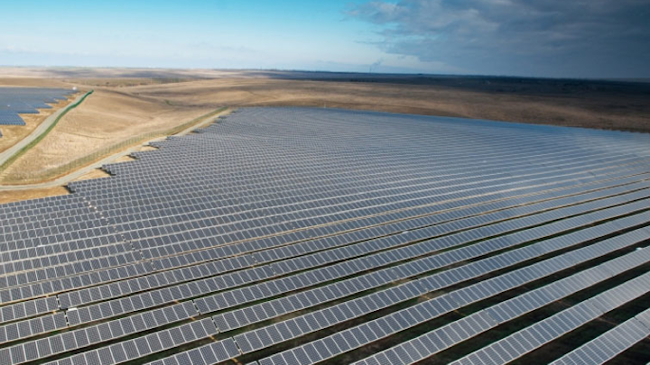 Content Dam Elp Gallery En Articles Slideshow 2016 04 Top 10 Utilities For Solar Power Nv Energy Solar Elp