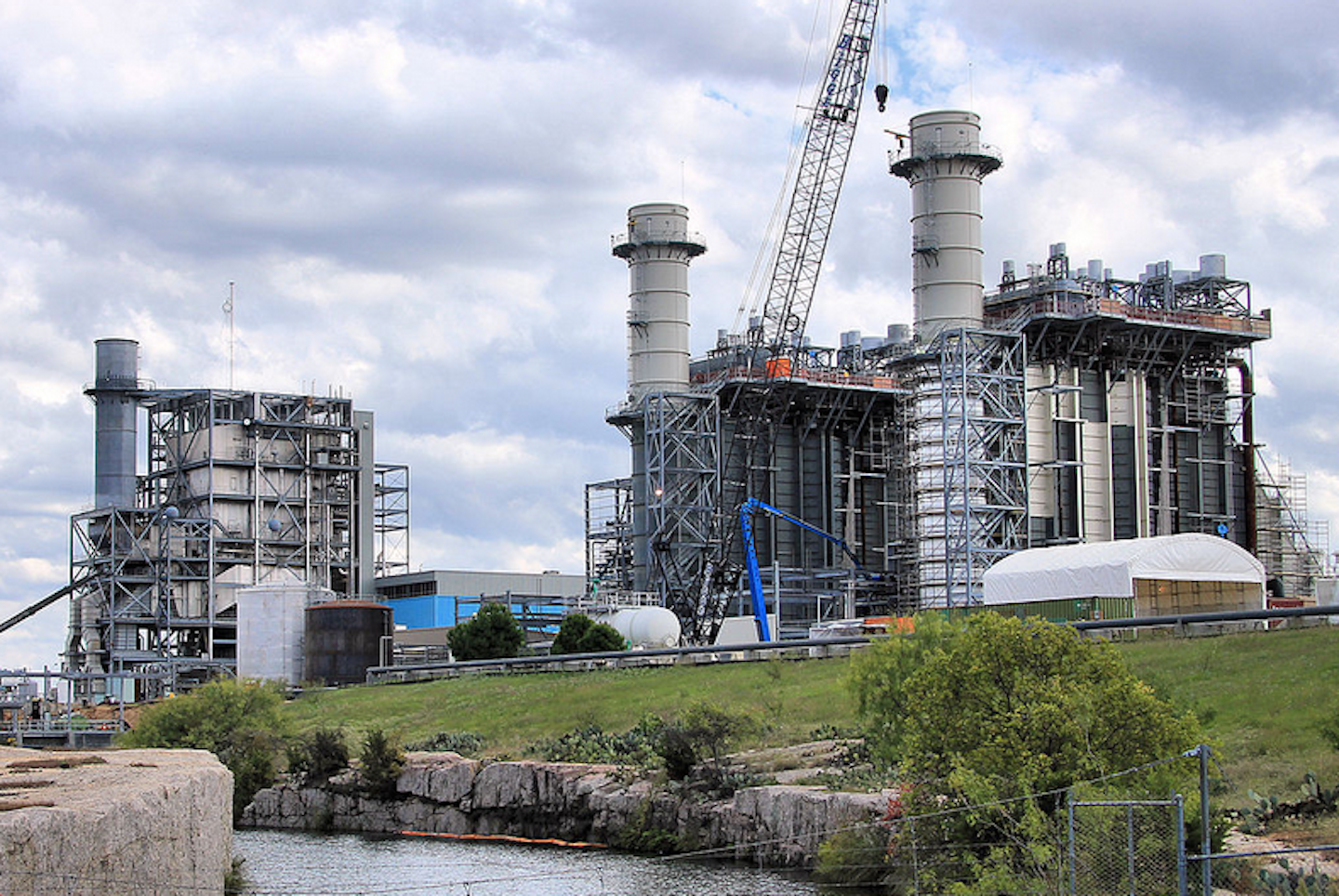 Entergy Louisiana starts building 872 million gas power