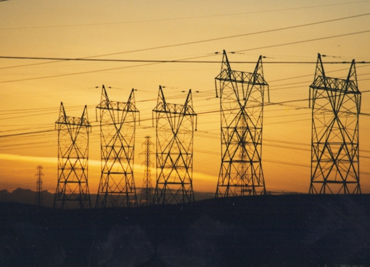 Content Dam Elp Online Articles 2014 09 Transmission Lines Elp
