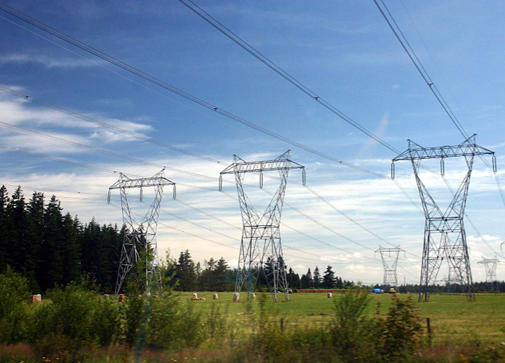 Content Dam Elp Online Articles 2014 11 Electric Transmission Lines Elp