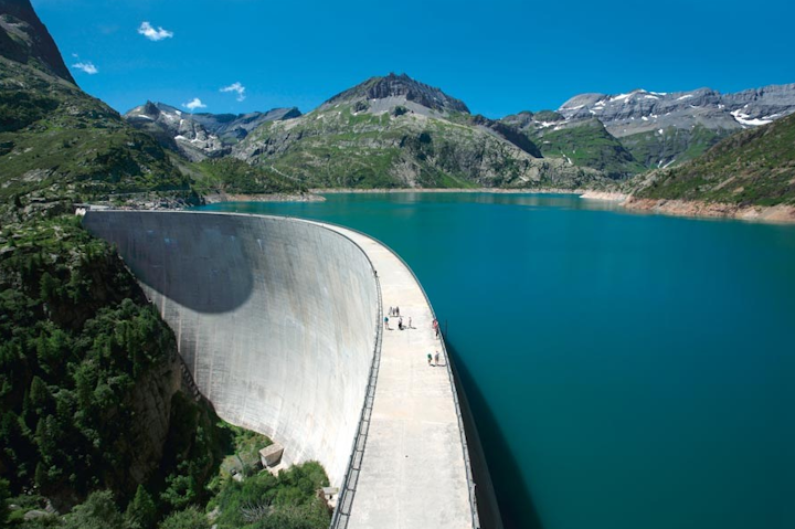 Content Dam Elp Online Articles 2014 11 Hydropower Elp 1