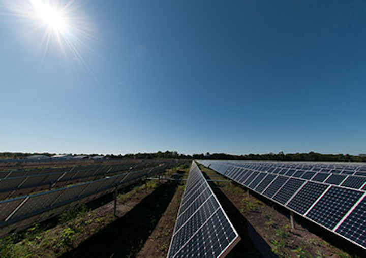 Content Dam Elp Online Articles 2015 April Solar Farm Elp 4