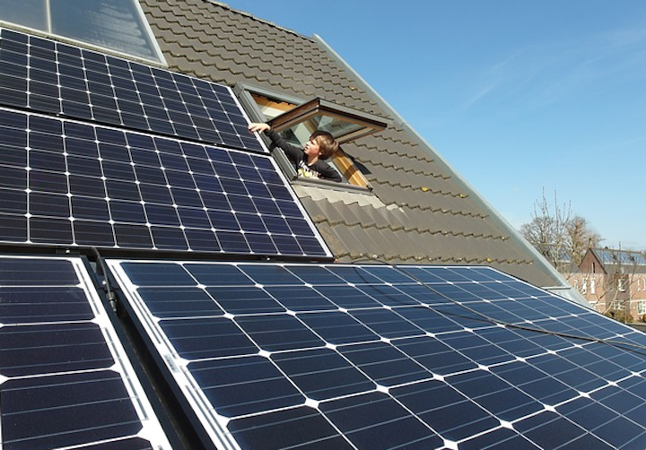 Content Dam Elp Online Articles 2015 August Rooftop Solar Power Project Elp 4