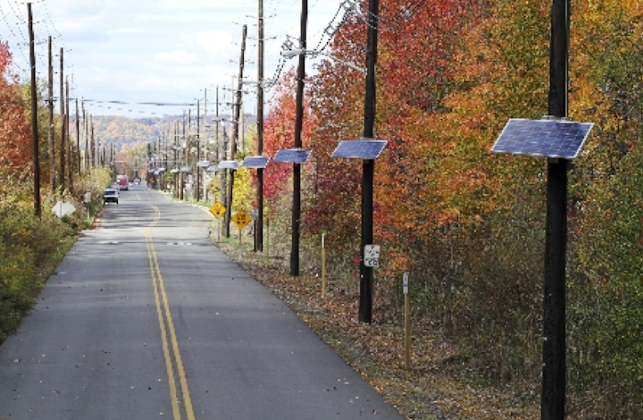 Content Dam Elp Online Articles 2015 February Pse G Pole Top Solar Energy Elp