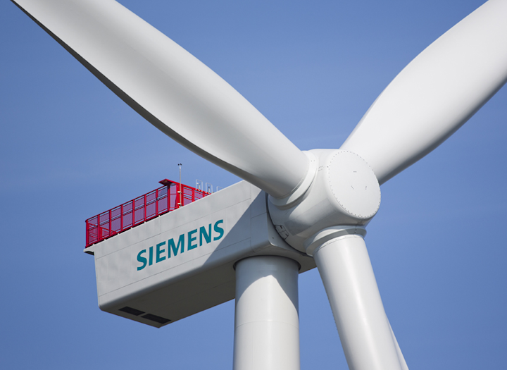 Content Dam Elp Online Articles 2015 February Siemens Wind Turbine Elp