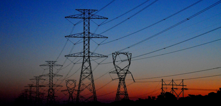 Content Dam Elp Online Articles 2015 June Transmission Lines Elp 7