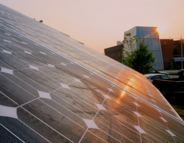 Content Dam Elp Online Articles 2015 May Solar Power Microgrid Elp