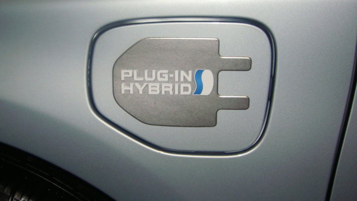 Content Dam Elp Online Articles 2015 November Electric Vehicle Charging Nov Elp