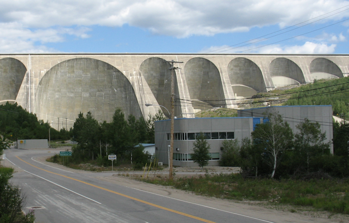 Content Dam Elp Online Articles 2015 November Quebec Canada Hydropower Dam Elp