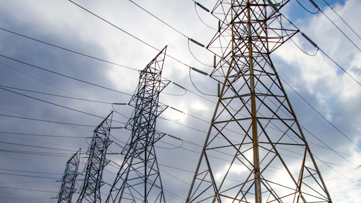 Content Dam Elp Online Articles 2015 November Tva Transmission Line Elp