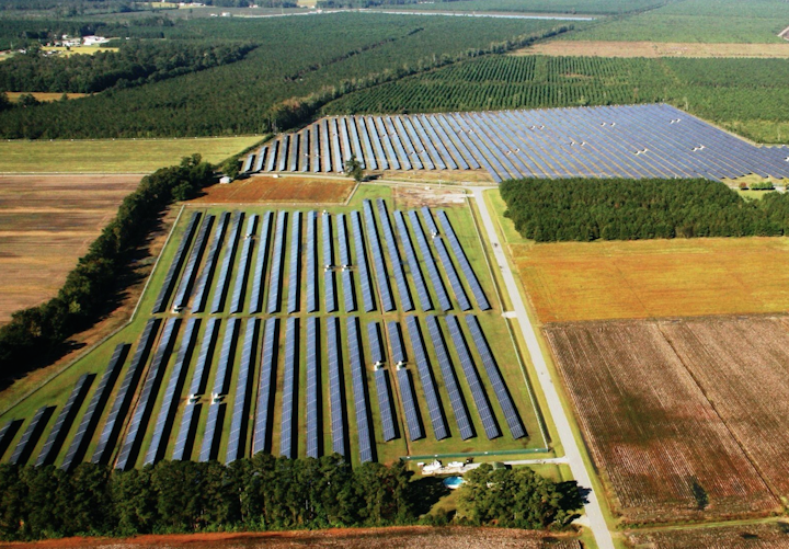 Content Dam Elp Online Articles 2015 September Duke Energy Solar Power Project Elp