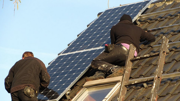 Content Dam Elp Online Articles 2016 07 Rooftop Solar July 4 Elp