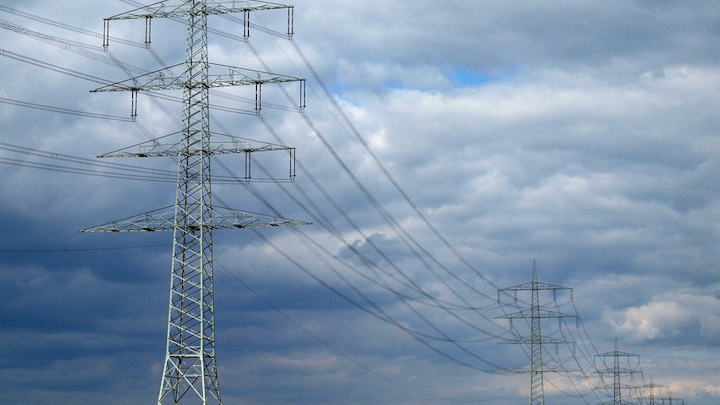 Content Dam Elp Online Articles 2016 07 Transmission Line July 3 Elp