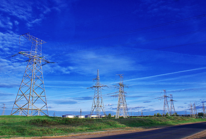 Content Dam Elp Online Articles 2016 07 Transmission Line July Elp