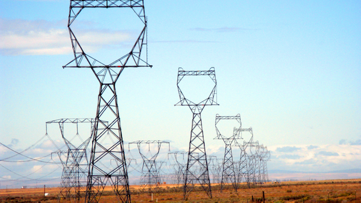 Content Dam Elp Online Articles 2017 05 Bonneville Power Administration Transmission Lines Elp