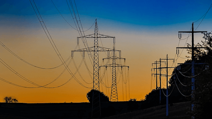 Content Dam Elp Online Articles 2017 06 Transmission Lines June 28 Elp 4