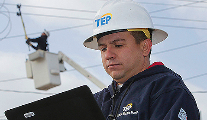 Content Dam Elp Online Articles 2018 04 Tep Worker Elp