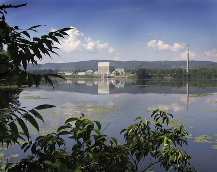 Content Dam Pe Gallery En Articles Slideshow 2016 08 U S Nuclear Power Plants Already Closed Or Closing Vermont Yankee