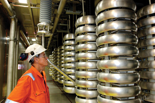 Content Dam Pei Print Articles 2015 05 Abb Hvdc Converter