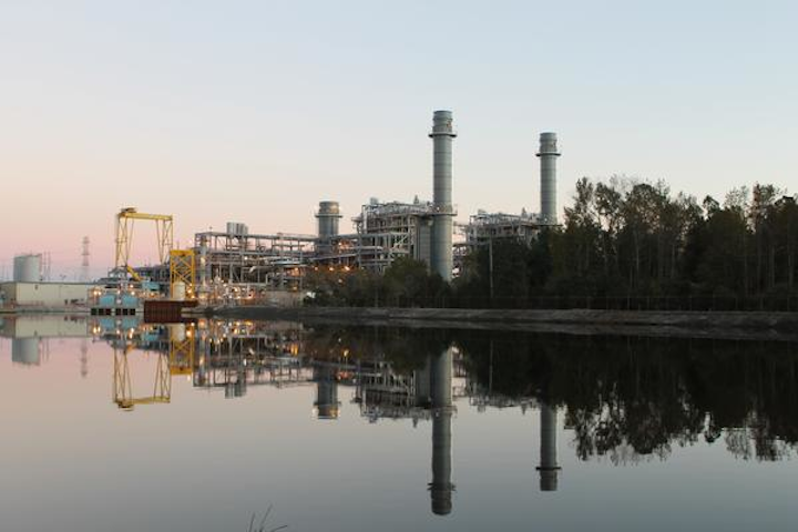 Content Dam Pennenergy Online Articles 2013 December Dukeenergy Suttongasplant