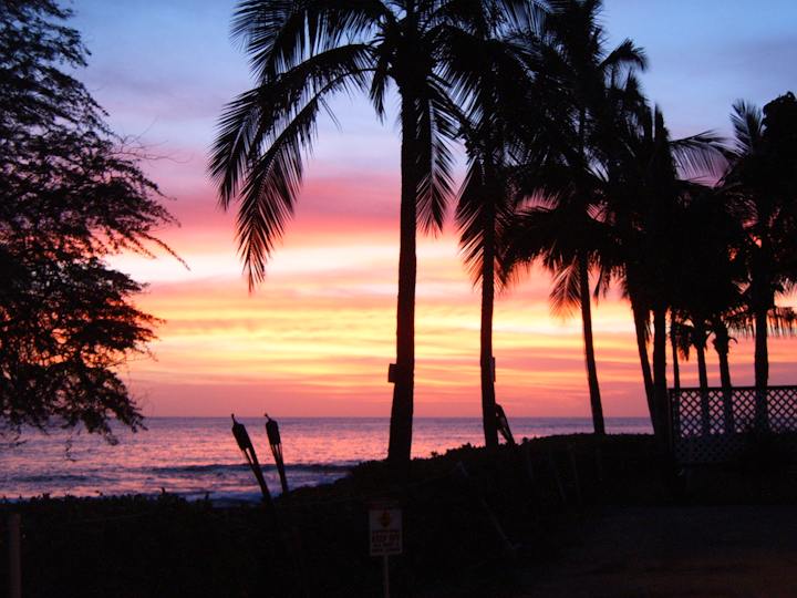 Content Dam Up Online Articles 2019 02 Up Hawaii Sunset2111111