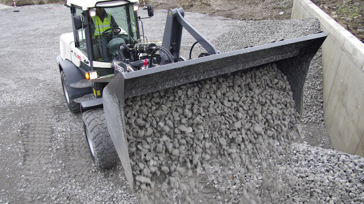 Content Dam Up En Articles 2013 07 Construction Equipment Tl120 Compact Wheel Loader From Terex Leftcolumn Article Thumbnailimage File
