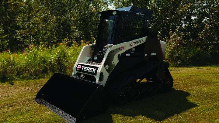 Content Dam Up En Articles 2013 09 Track Loader Is Compact Heavy Duty Leftcolumn Article Thumbnailimage File