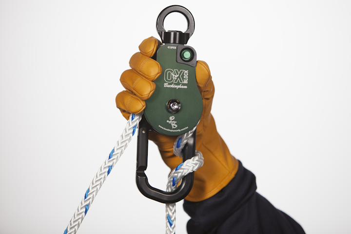 Content Dam Up En Articles 2013 12 Safety Equipment Rope Snatch Block With Integrated Friction Bar Is For Those Working In High Locations Leftcolumn Article Thumbnailimage File