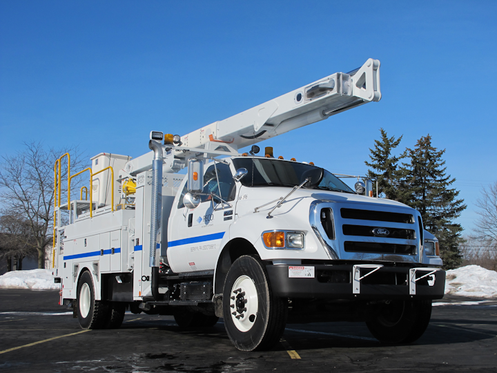 Content Dam Up En Articles 2014 03 Utility Vehicles Hybrid System For Medium And Heavy Duty Work Trucks Leftcolumn Article Thumbnailimage File