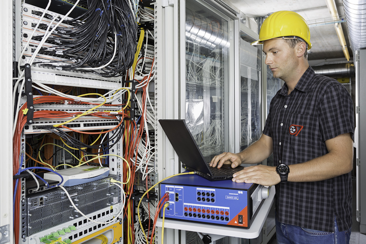 Content Dam Up En Articles 2014 11 Test And Measurement Equipment Hybrid Signal Analyzer For Power Utility Automation Systems Leftcolumn Article Thumbnailimage File