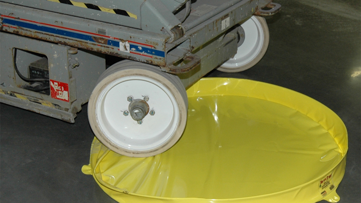 Content Dam Up En Articles 2015 06 Fleet Maintenance Portable Containment Pools Leftcolumn Article Thumbnailimage File