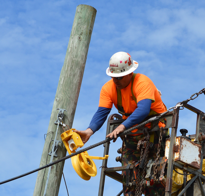 Content Dam Up En Articles 2015 07 Utility Equipment Install More Cable In Less Time Leftcolumn Article Thumbnailimage File