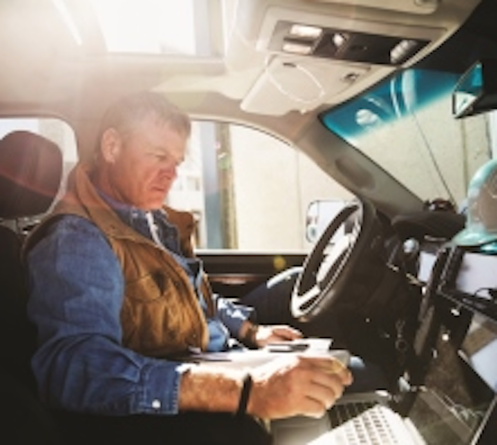Content Dam Up En Articles 2015 10 Fleet Management How To Select A Gps Fleet Management System For Your Business0 Leftcolumn Article Thumbnailimage File