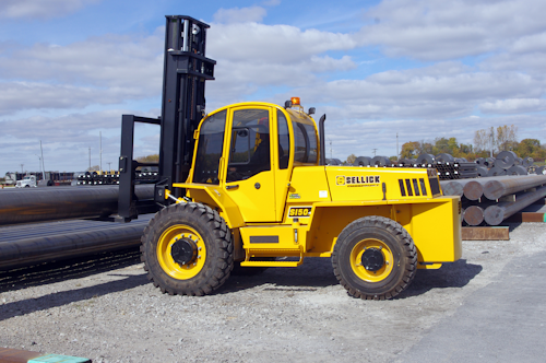 Content Dam Up En Articles 2015 11 Construction Equipment S150 Rough Terrain Forklift Leftcolumn Article Thumbnailimage File
