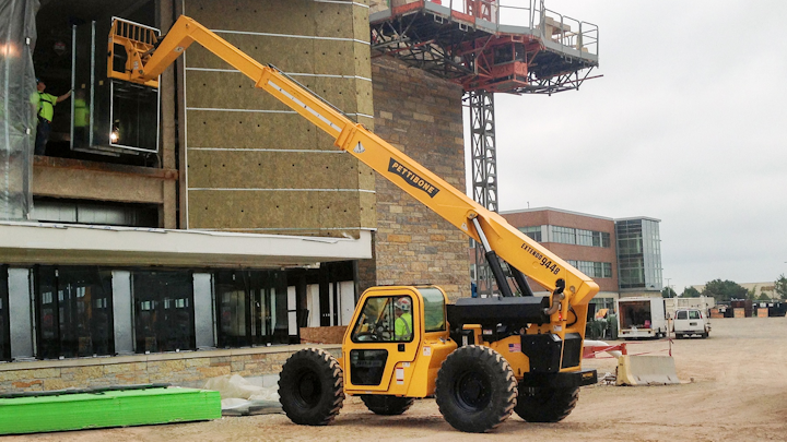 Content Dam Up En Articles 2015 11 Construction Equipment Telescopic Handlers Enhance Efficiency Leftcolumn Article Thumbnailimage File