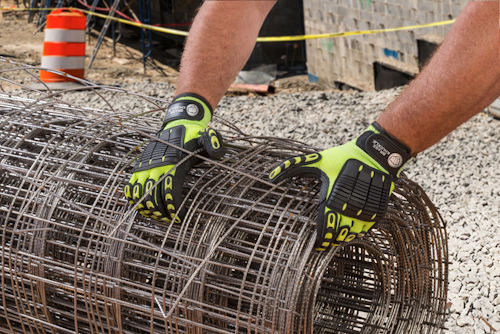 Content Dam Up En Articles 2015 11 Safety Gloves Provide Ansi Cut Level 4 Protection Leftcolumn Article Thumbnailimage File
