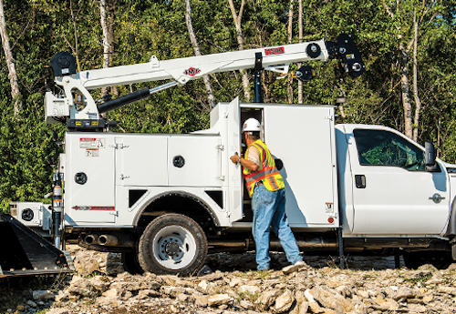 Content Dam Up En Articles 2015 12 Utility Vehicles Mechanics Trucks Telescopic And Articulating Cranes And More Leftcolumn Article Thumbnailimage File