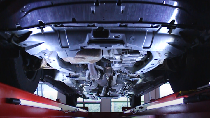 Content Dam Up En Articles 2016 01 Work Lights Led Lights Lights Better Illuminate Components Under Trucks Leftcolumn Article Thumbnailimage File