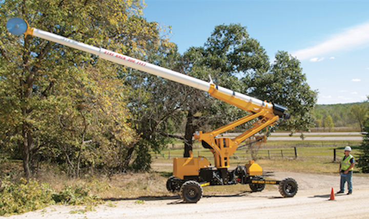 Content Dam Up En Articles 2016 03 Line Maintenance Rear Lot Residential Tree Trimmer Leftcolumn Article Thumbnailimage File