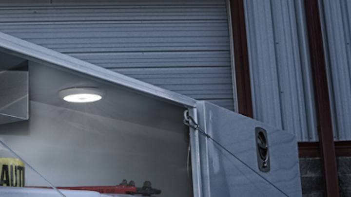 Content Dam Up En Articles 2016 04 Utility Vehicles Lightbars Are Powerful Warning Devices For A Range Of Vehicle Types Duties Leftcolumn Article Thumbnailimage File