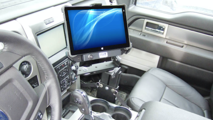 Content Dam Up En Articles 2016 05 Vehicle Docking Station In Vehicle Tablet Computing Solution Leftcolumn Article Thumbnailimage File