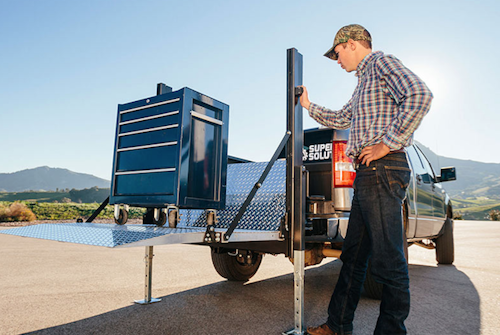 Content Dam Up En Articles 2017 03 Truck Accessory Removable Liftgate Wins The Work Truck Show 2017 Innovation Award Leftcolumn Article Thumbnailimage File