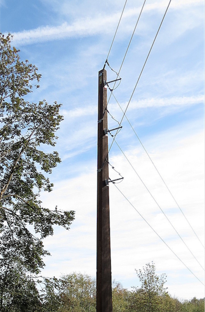 Content Dam Up En Articles 2017 05 Wood Poles The Green Choice Leftcolumn Article Thumbnailimage File