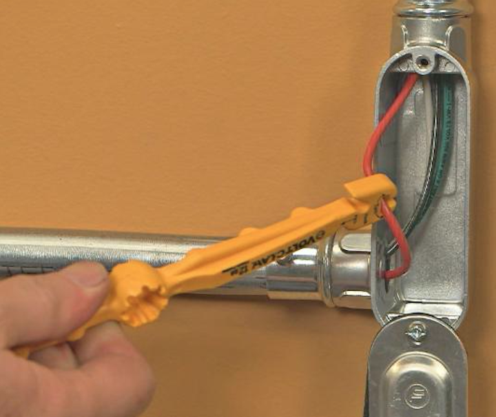 Content Dam Up En Articles 2017 09 Safety Products How To Safely Restore Electrical Service Following A Flood Leftcolumn Article Thumbnailimage File