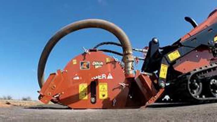 Content Dam Up En Articles 2017 09 Skid Steer Attachments Microtrencher Attachment Improves Roi On Fiber Jobsites Leftcolumn Article Thumbnailimage File