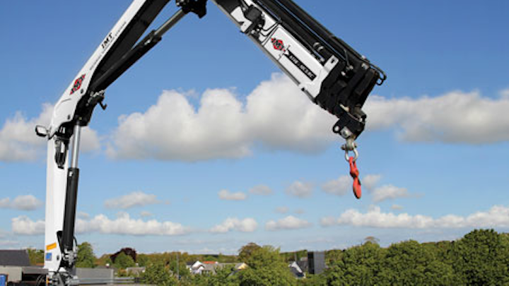 Content Dam Up En Articles 2017 11 Construction Equipment Articulating Crane Models Feature Higher Lift Capacity Leftcolumn Article Thumbnailimage File